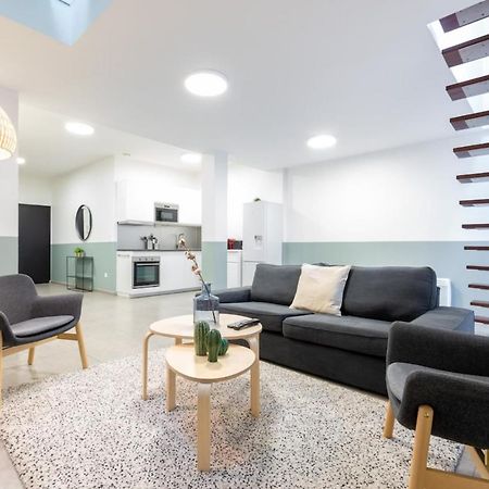 Lille Center - 4 Bedroom Duplex Apartment! ภายนอก รูปภาพ