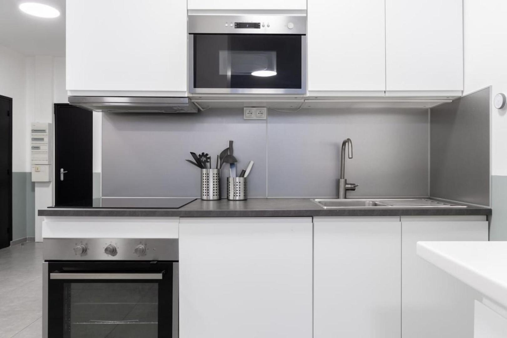 Lille Center - 4 Bedroom Duplex Apartment! ภายนอก รูปภาพ