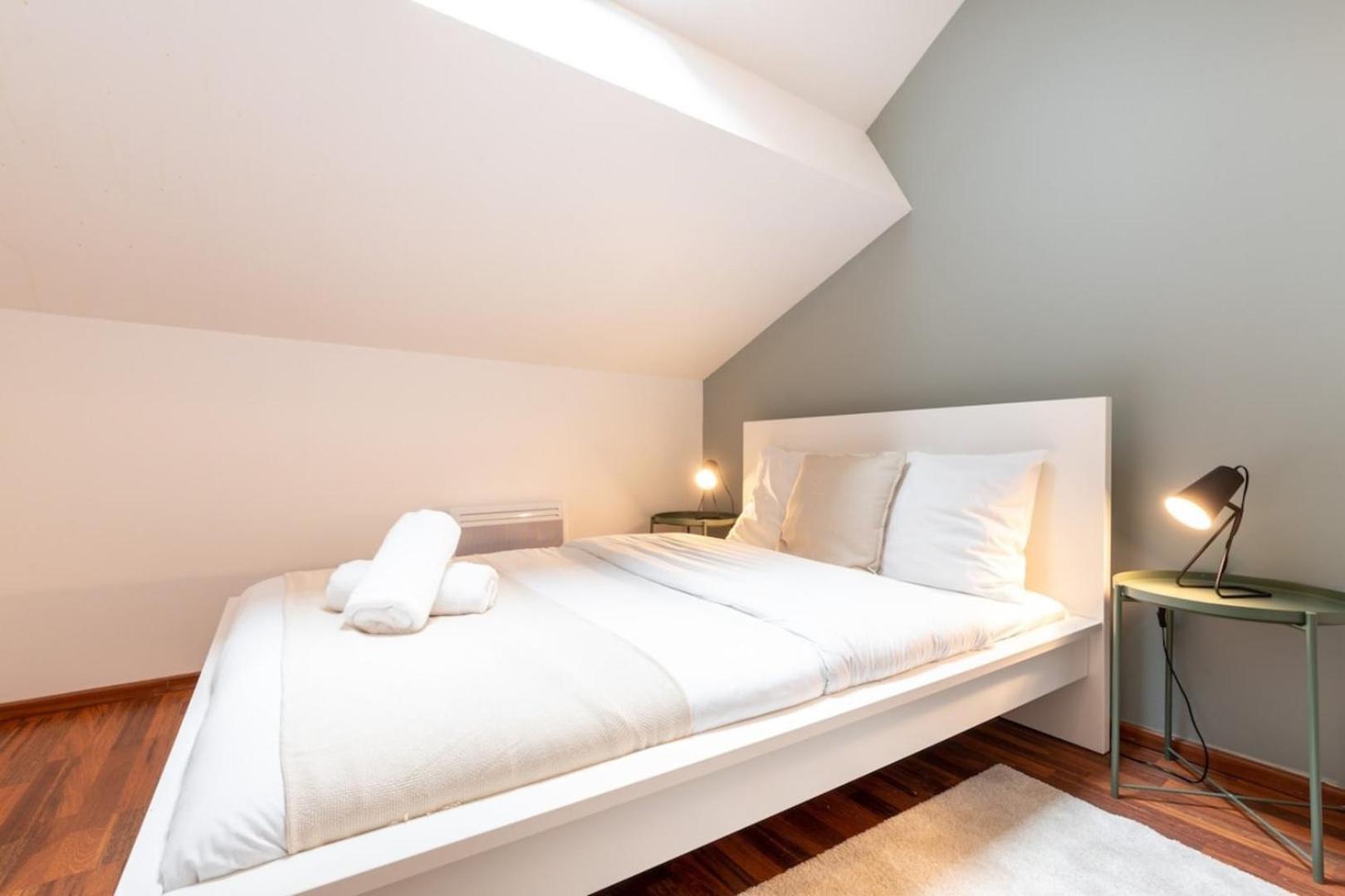 Lille Center - 4 Bedroom Duplex Apartment! ภายนอก รูปภาพ